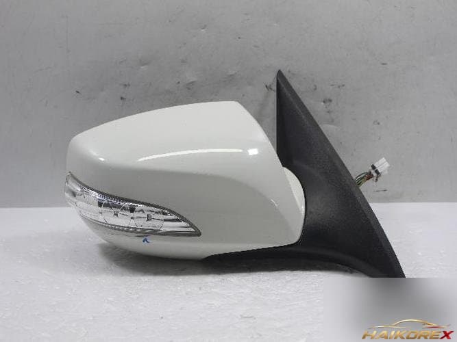 Hyundai Genesis 2009 — боковое зеркало правое 87620 2M000NAA