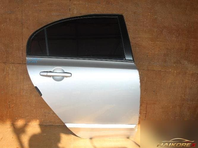 Honda Civic 2007 — дверь задняя правая