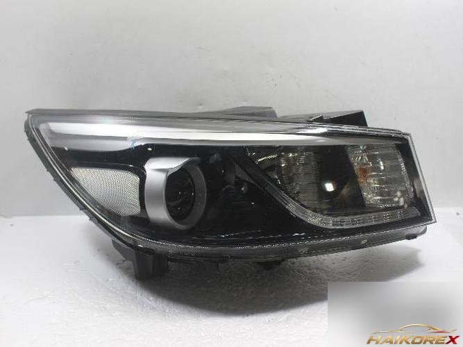 Kia Carnival 2015 — фара правая 92102A9040