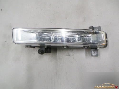 Противотуманная фара LED левая