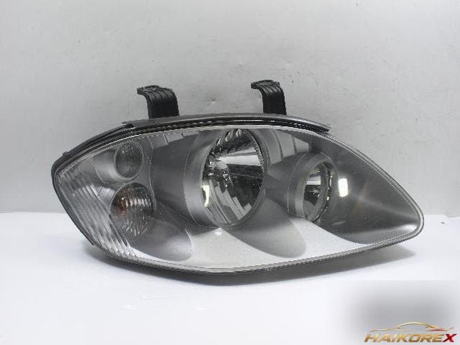 KG mobility Rodius 2005 — фара головного света правая