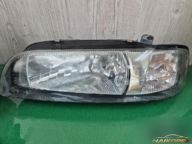 Renault SM5 2003 — фара левая 53501-517
