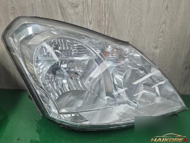 Renault SM7 2009 — фара правая 53502-527 1