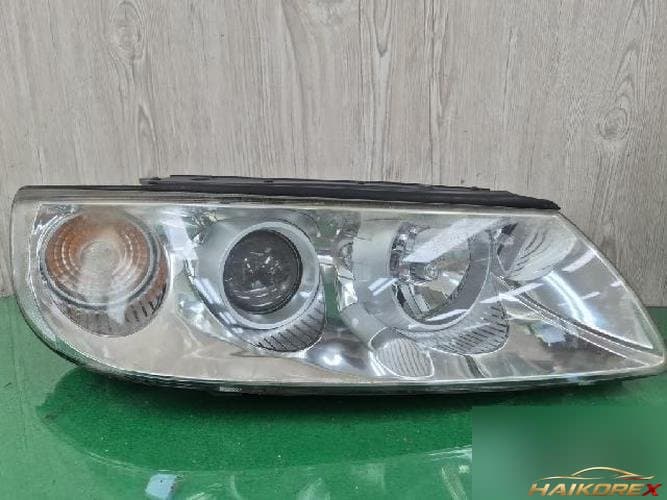 Hyundai Grandeur 2007 — фара головного света правая 92102-3L1XX