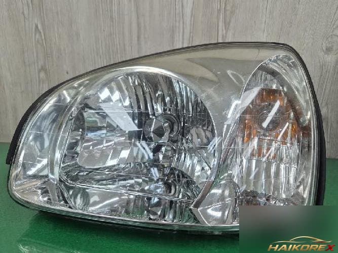 Hyundai Santa Fe 2003 — фара левая