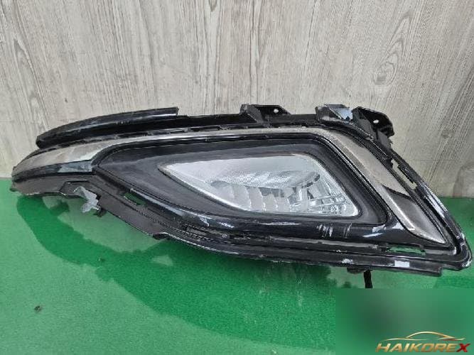 Hyundai Sonata 2016 — противотуманная фара левая 92201-C1000