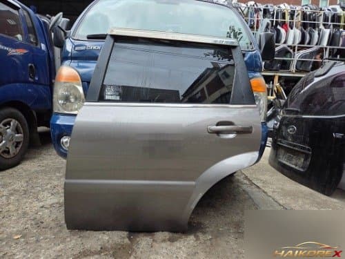 Задняя дверь левая Rexton W