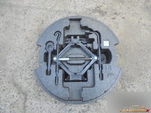 Набор домкрата и инструментов Grandeur HG 16 дюймов 091493V550