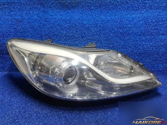 Hyundai Genesis 2013 — фара передняя правая HID