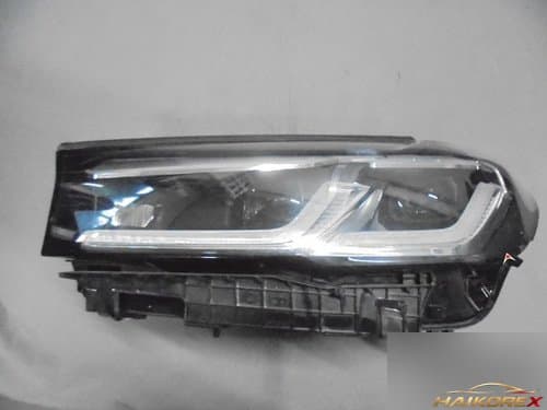 Крышка фары передней левой LED 63119850581