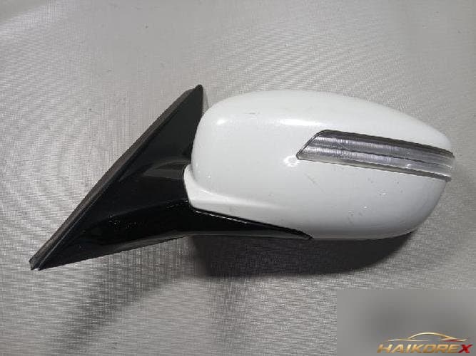 Hyundai Genesis 2012 — боковое зеркало левое