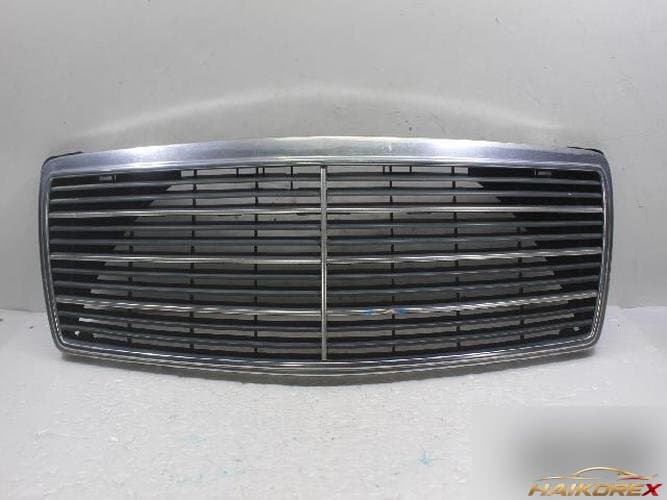 Mercedes-Benz S-Class 1999 — решётка радиатора