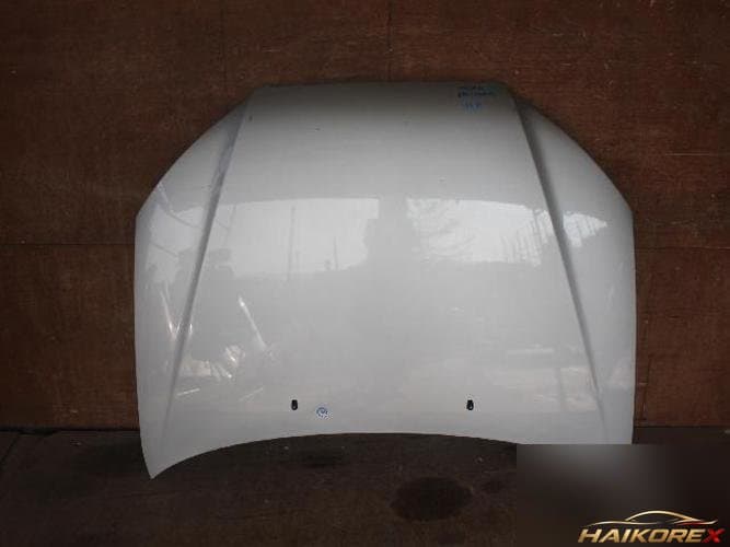 Hyundai Avante 2010 — капот