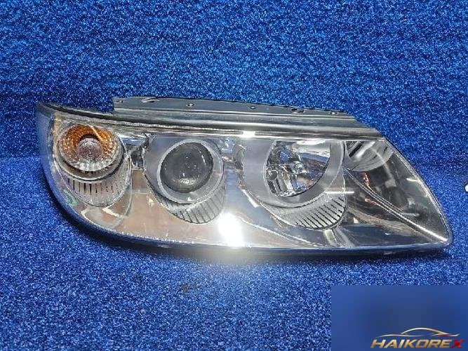 Hyundai Grandeur 2007 — фара головного света правая