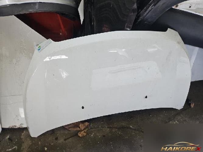 Chevrolet Spark 2013 — капот