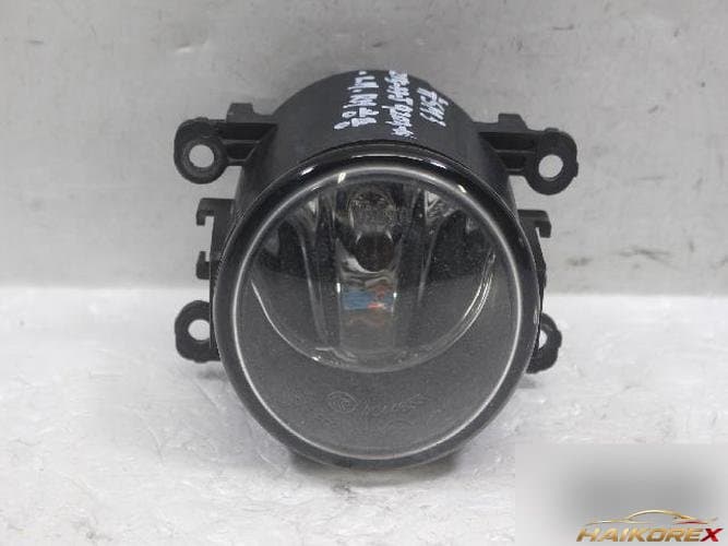 Renault SM3 2011 — противотуманная фара левая 8200074008