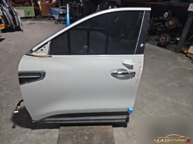 Renault QM6 2025 — передняя дверь левая