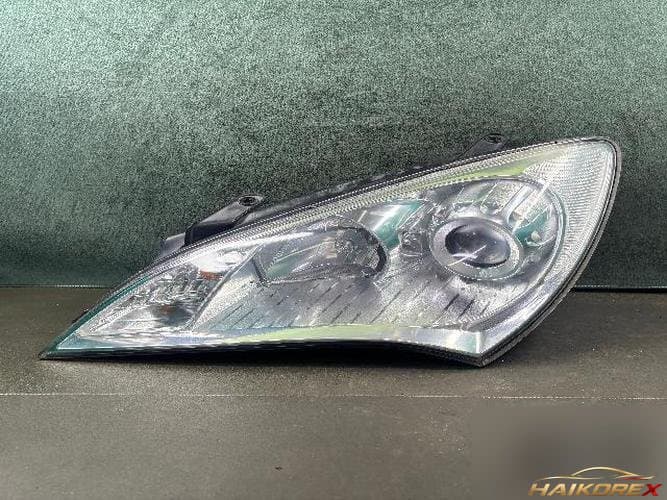 Hyundai Genesis 2010 — фара левая HID