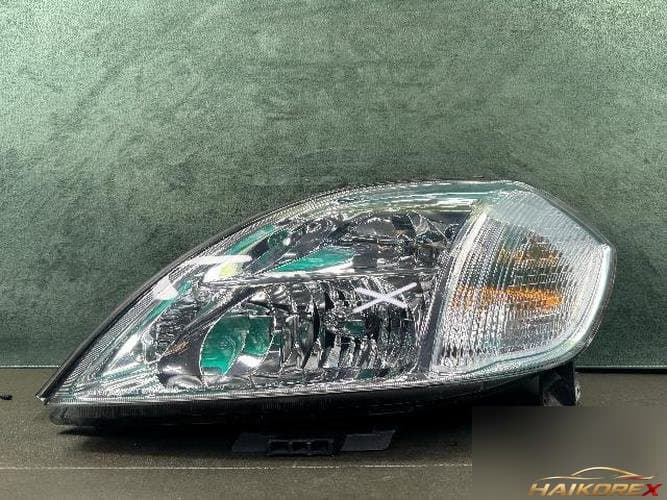 Renault SM5 2007 — фара левая