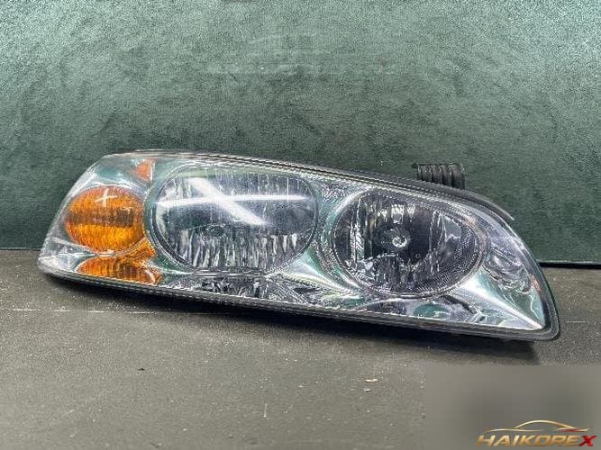 Hyundai Avante 2006 — фара правая 1