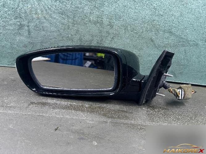 Hyundai Genesis 2009 — боковое зеркало левое с поворотником