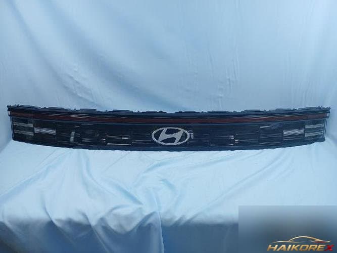 Hyundai Sonata 2023 — накладка задней двери левая 92409L1700