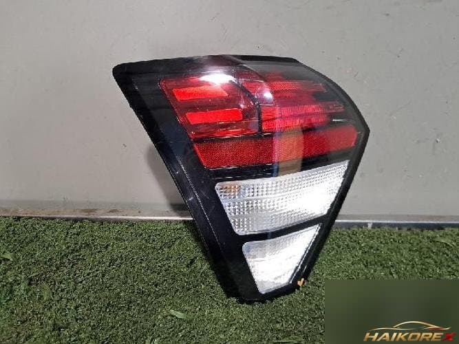 Hyundai Santa Fe 2023 — комбинированный задний фонарь (левый, водительский)