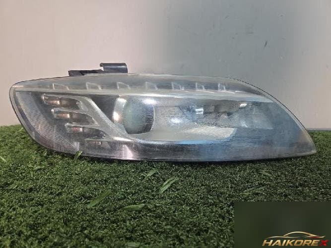 Audi Q7 2008 — фара правая HID