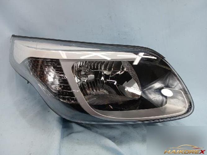 Kia Ray 2015 — фара правая