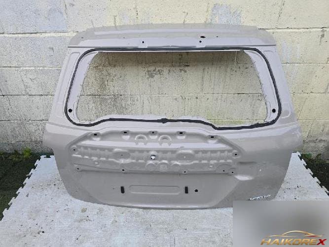 KG Mobility Torque 2023 — крышка багажника