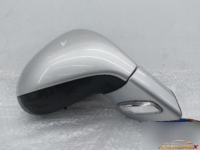 Peugeot 308 2009 — боковое зеркало правое