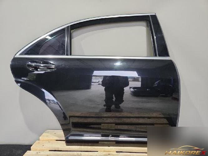 Mercedes-Benz S-Class W221 2010 — дверь задняя правая