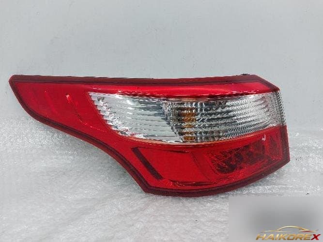 Renault SM5 2010 — фонарь задний левый (комбинированный) 265550030R