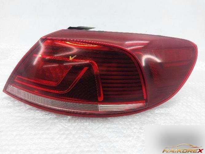 Volkswagen CC 2014 — комбинированный фонарь задний правый 3C8 945 208 T