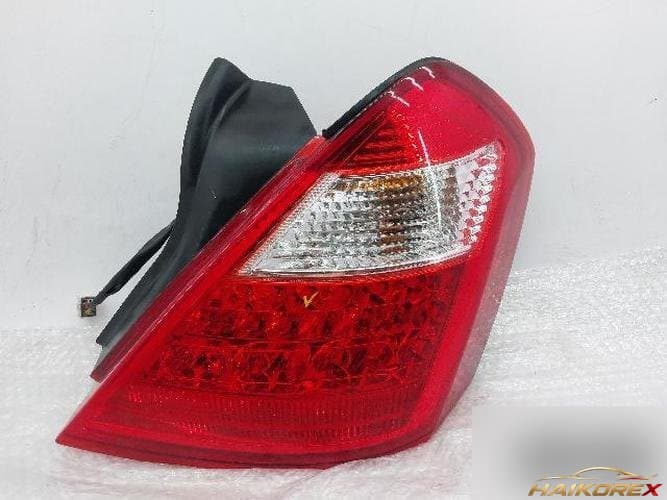 Renault SM7 2011 — фонарь задний комбинированный правый (пассажирский) 1