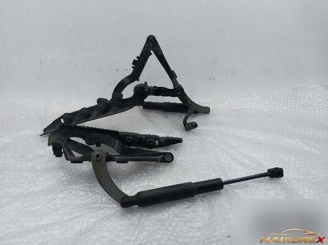 Mercedes-Benz S-Class W221 2010 — капот в сборе с петлями A2218800428