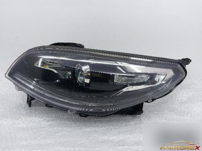 Renault SM7 2012 — фара левая 26 06 0545 6R