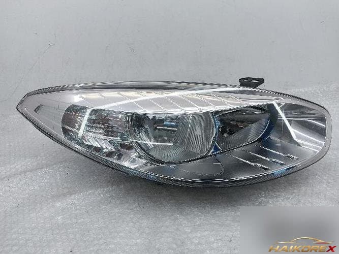 Renault SM3 2011 — фара правая (галоген) 260100047R