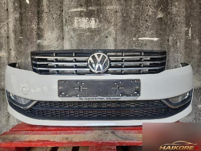 Volkswagen Passat 2015 — бампер передний