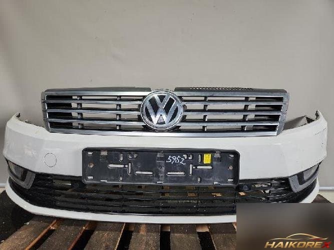 Volkswagen CC 2014 — передний бампер