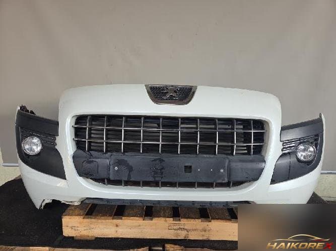 Peugeot 3008 2014 — передний бампер