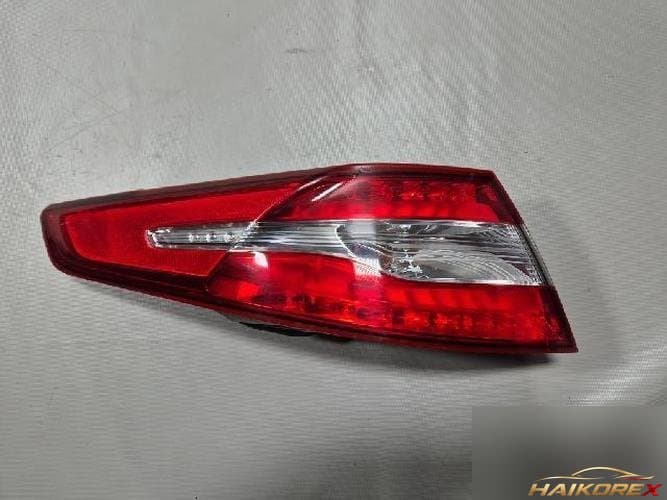 Kia K5 2013 — комбинированный задний фонарь (левый, со стороны водителя)