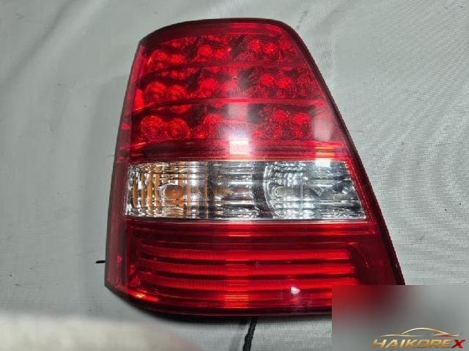Kia Sorento 2007 — комбинированный фонарь задний левый (водительский)