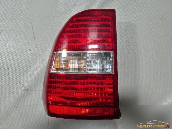Kia Sportage 2007 — комбинированный фонарь (задний) левый