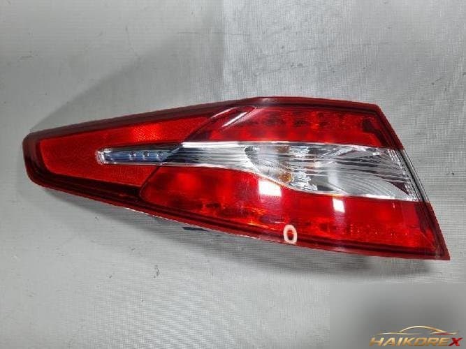 Kia K5 2013 — комбинированный задний фонарь левый (водителя)