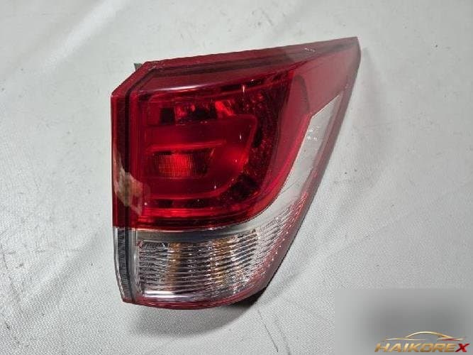 SsangYong Korando 2014 — комбинированный задний фонарь правый
