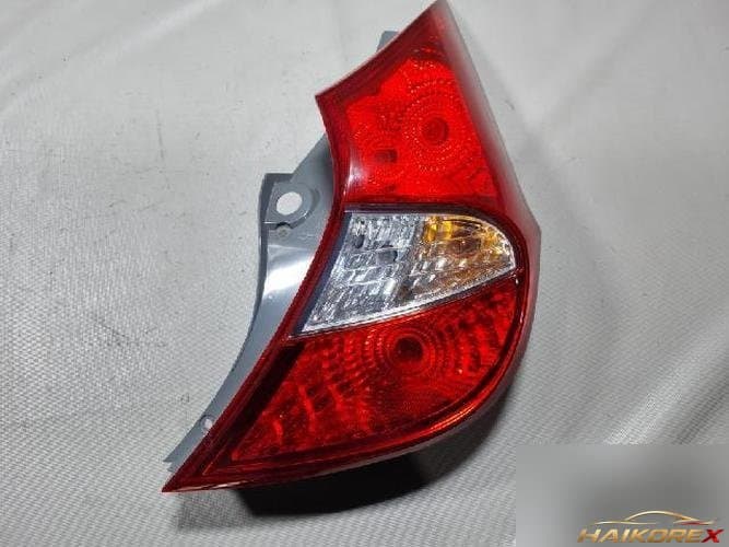 Hyundai Accent 2015 — комбинированный задний фонарь правый