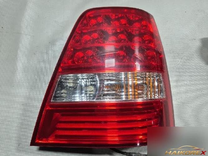 Kia Sorento 2007 — задний комбинированный фонарь (правый, сторона пассажира)