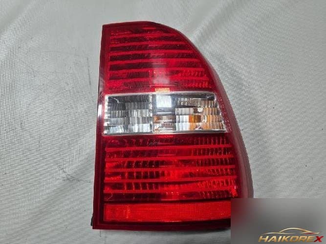 Kia Sportage 2007 — фонарь задний комбинированный правый (со стороны пассажира)