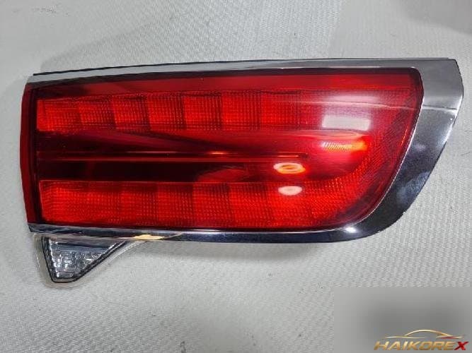 Ford MKX 2011 — обшивка двери багажника левая
